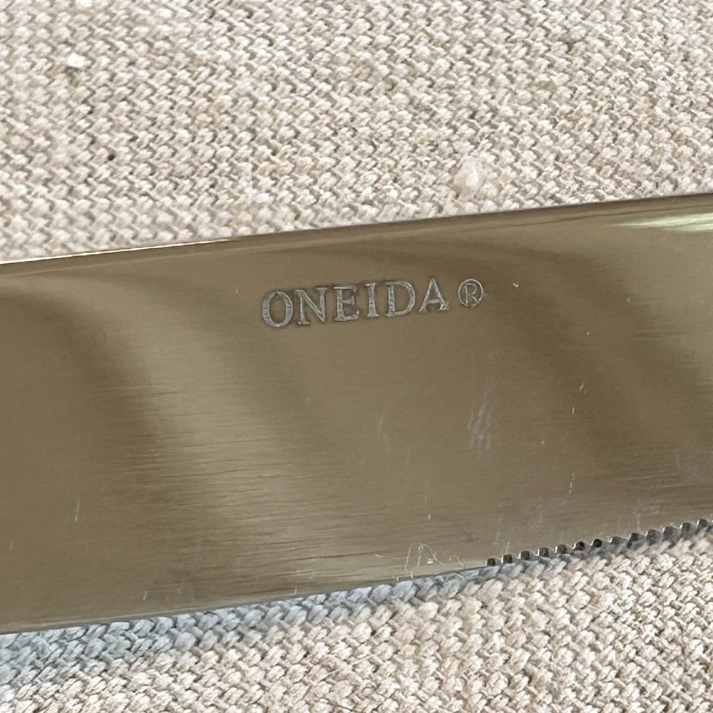 Oneida Comet 39 Piece Stainless Flatware Set Service for 8 Nearly Complete